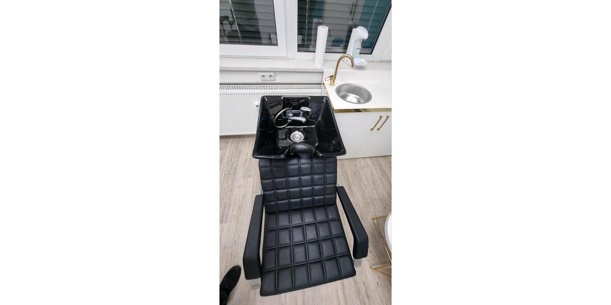 Nachmieter für Komplett eingerichtetes Beauty- & Friseurstudio – sofort starten zimmer