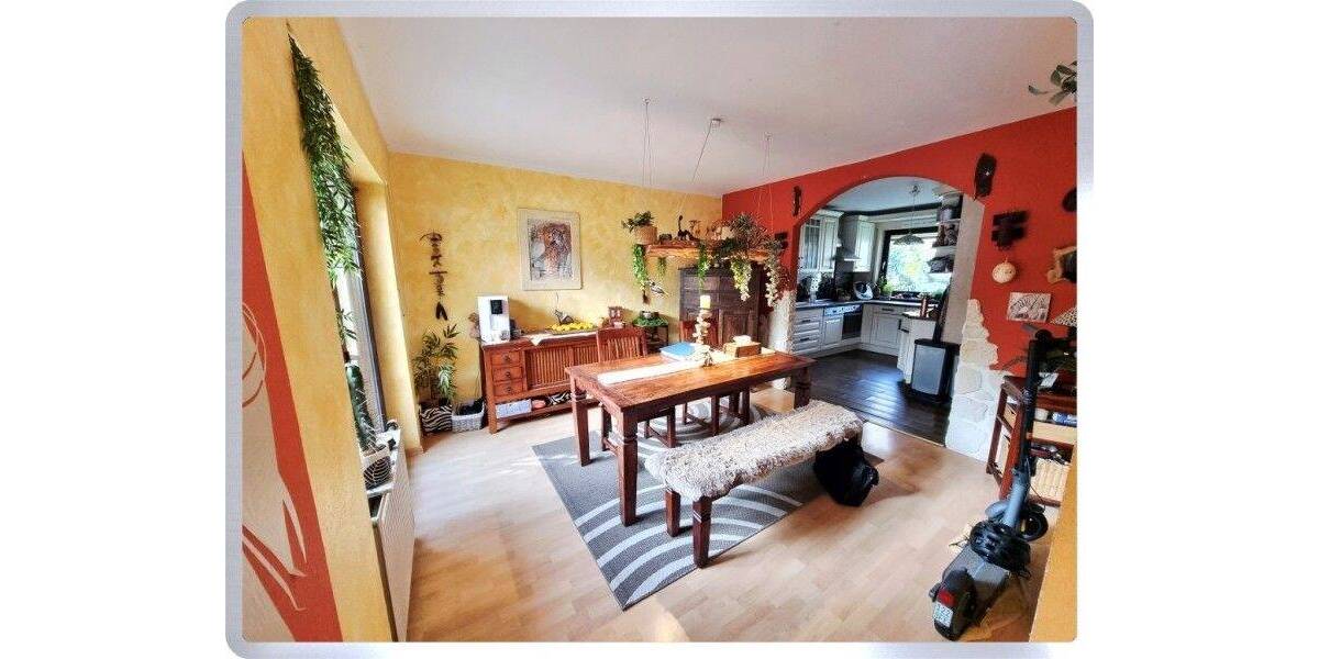 * Oestrich-Winkel: Freistehendes Einfamilienhaus in direkter Feldrandlage * 6 zimmer