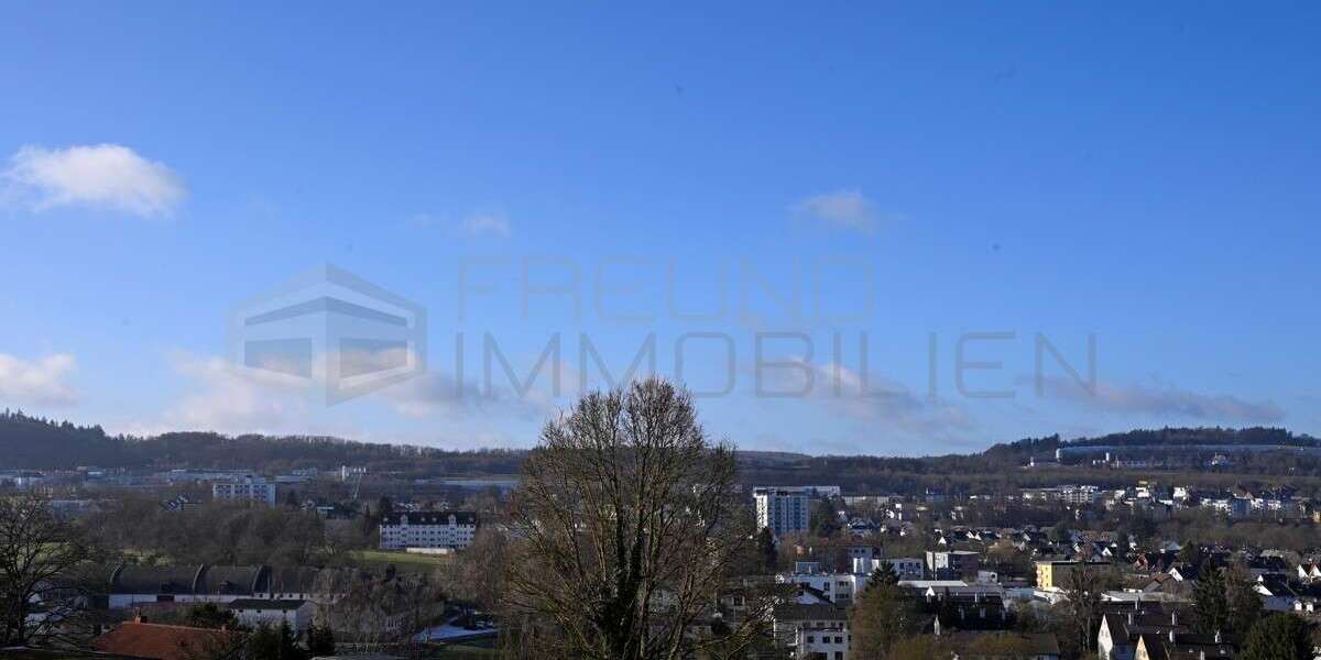 Haus zum Kaufen in Idstein 990.000 € 200 m² 6 zimmer