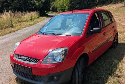 Ford Fiesta 144.000 km 2.800 &euro; Heidenrod 65321
