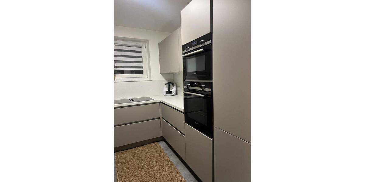 *Privat* Stilvoll modernisierte 3,5 Zimmer Wohnung in Wiesbaden 3 zimmer
