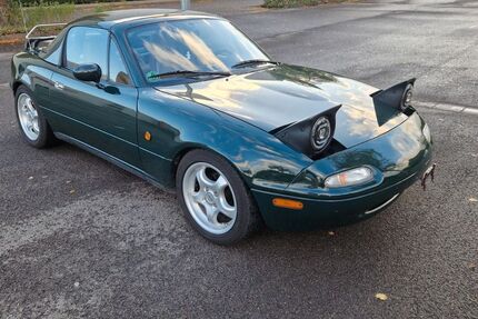 Mazda MX-5 250.000 km 9.000 € Frankfurt 60311