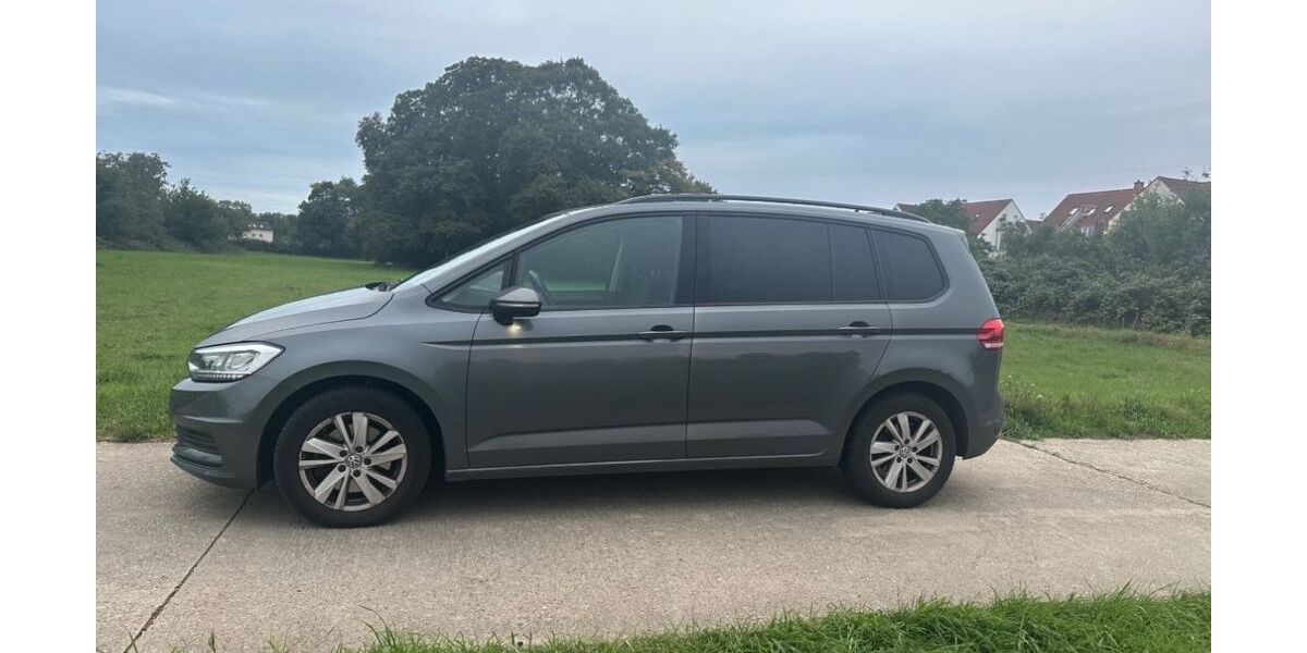 VW Touran 109.000 km 19.999 &euro; Hofheim 65719