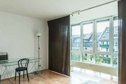 Wohnung zum Kaufen in Wiesbaden 240.000 € 47.6 m² 1 zimmer