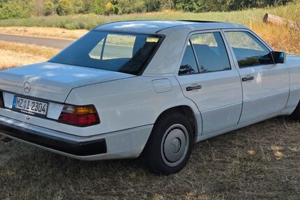 Mercedes-Benz 230 114.500 km 5.999 &euro; Ockenheim 55437