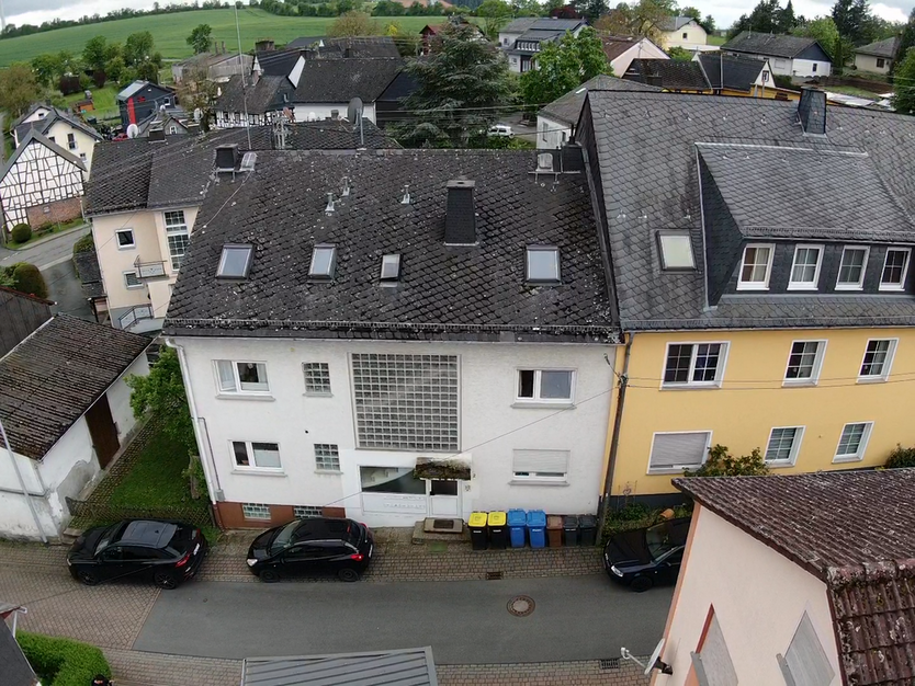 Haus zum Kaufen in Heidenrod 380.000 € 301 m²