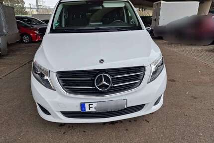 Mercedes V 250