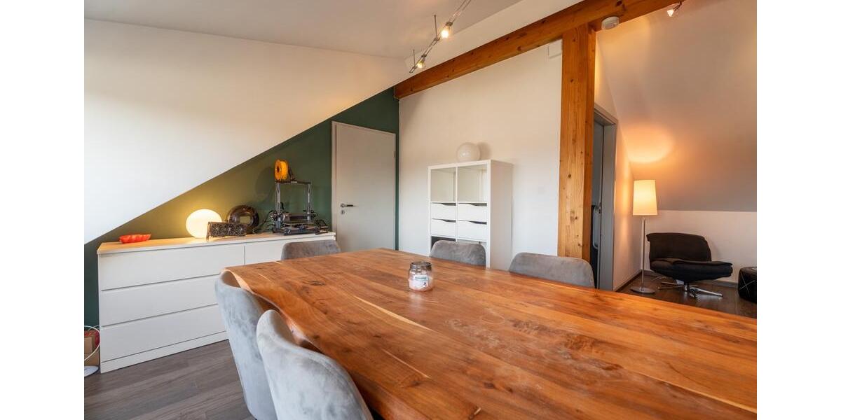 Dachgeschoßwohnung Wiesbaden Mainz-Amöneburg - 2.5 Zimmer, 104 m&sup2;, 1.200&euro; | Angebot:26547082