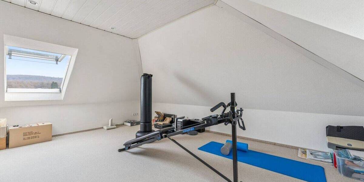 Einfamilienhaus Niedernhausen Engenhahn - 1 Zimmer, 247 m&sup2;, 705.000&euro; | Angebot:26190543