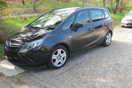 Opel Zafira 322.000 km 2.700 € Schlangenbad 65388