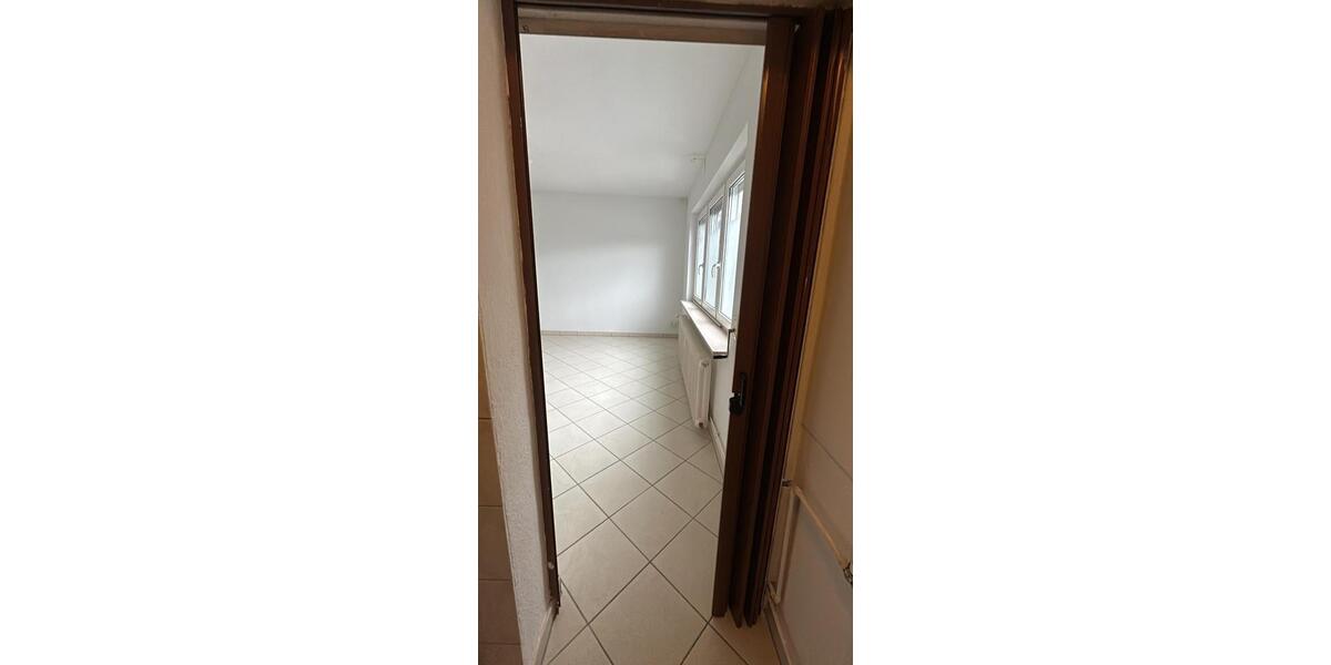 Erdgeschoßwohnung Wiesbaden Nordost - 1 Zimmer, 40 m&sup2;, 500&euro; | Angebot:25545772