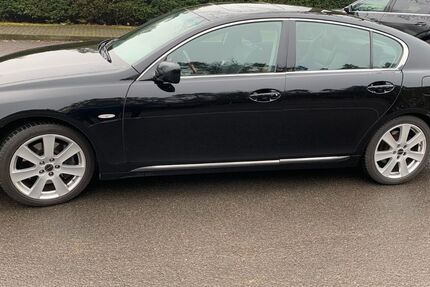 Lexus GS 300 324.681 km 5.900 &euro; Wiesbaden 65203
