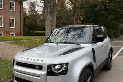 Land Rover Defender 24.000 km 59.500 € Königstein 61462