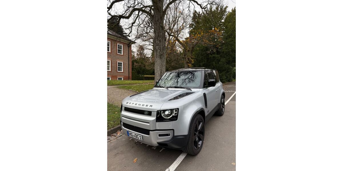 Land Rover Defender 24.000 km 59.500 € Königstein 61462