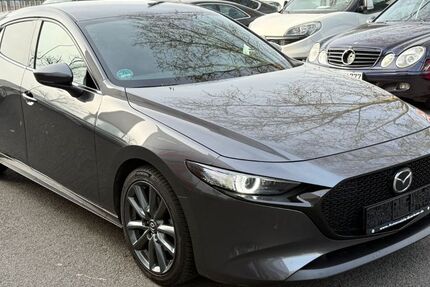 Mazda 3 78.500 km 17.999 &euro; Wiesbaden 65203
