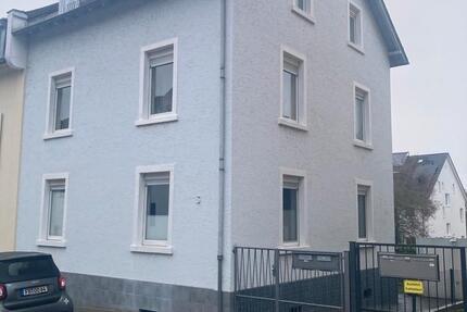 Haus Kronberg im Taunus - 8 Zimmer, 240 m&sup2;, 1.050.000&euro; | Angebot:25633112