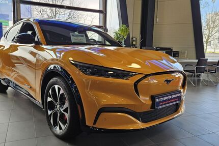 Ford Mustang Mach-E 12.000 km 46.950 &euro; Wiesbaden 65203