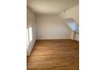 Dachgeschoßwohnung Bischofsheim - 2 Zimmer, 39 m&sup2;, 750&euro; | Angebot:26477125