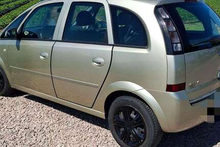 Opel Meriva 112.229 km 2.400 &euro; Rüsselsheim 65428