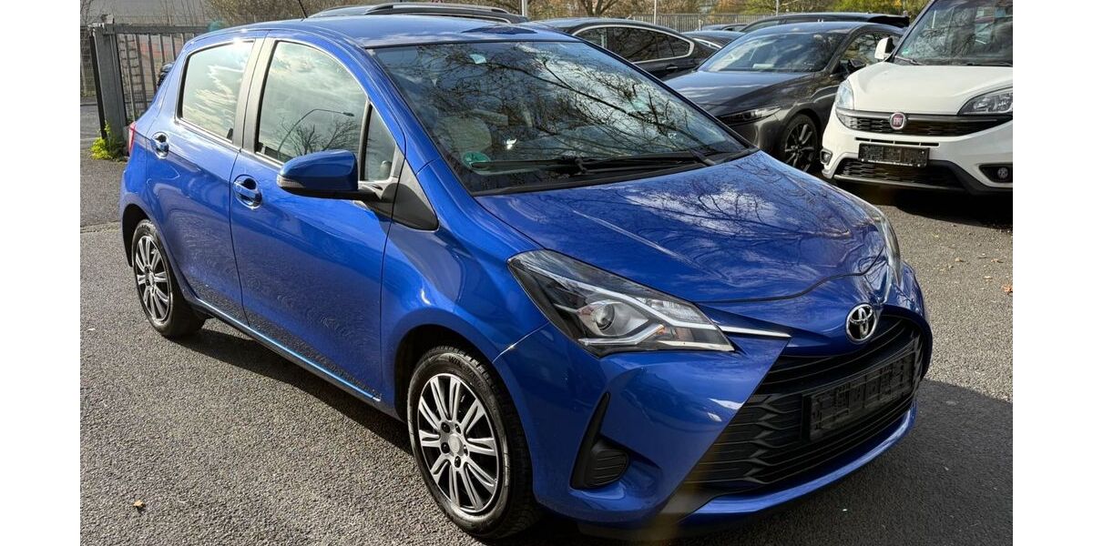 Toyota Yaris 33.800 km 13.700 &euro; Wiesbaden 65203