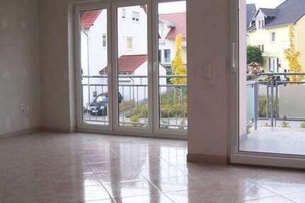 Wohnung Eltville - 4 Zimmer, 106 m&sup2;, 1.450&euro; | Angebot:26274929