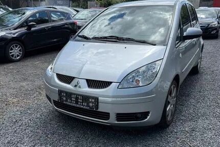 Mitsubishi Colt 111.000 km 2.199 &euro; Wiesbaden 65197
