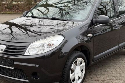 Dacia Sandero 220.000 km 2.180 € Rüsselsheim 65428