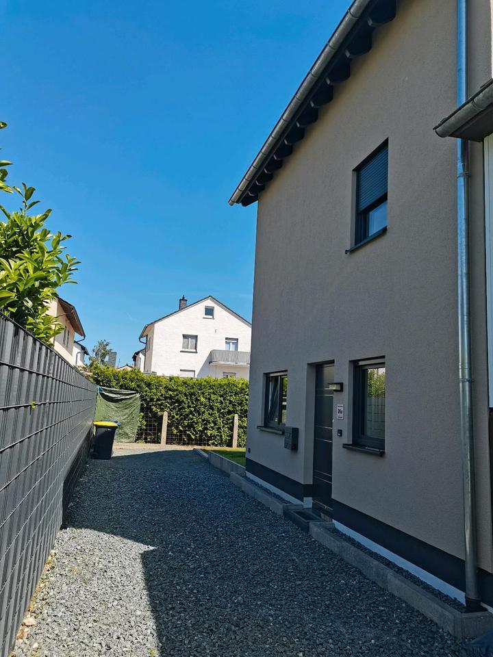 Einfamilienhaus - neuwertig