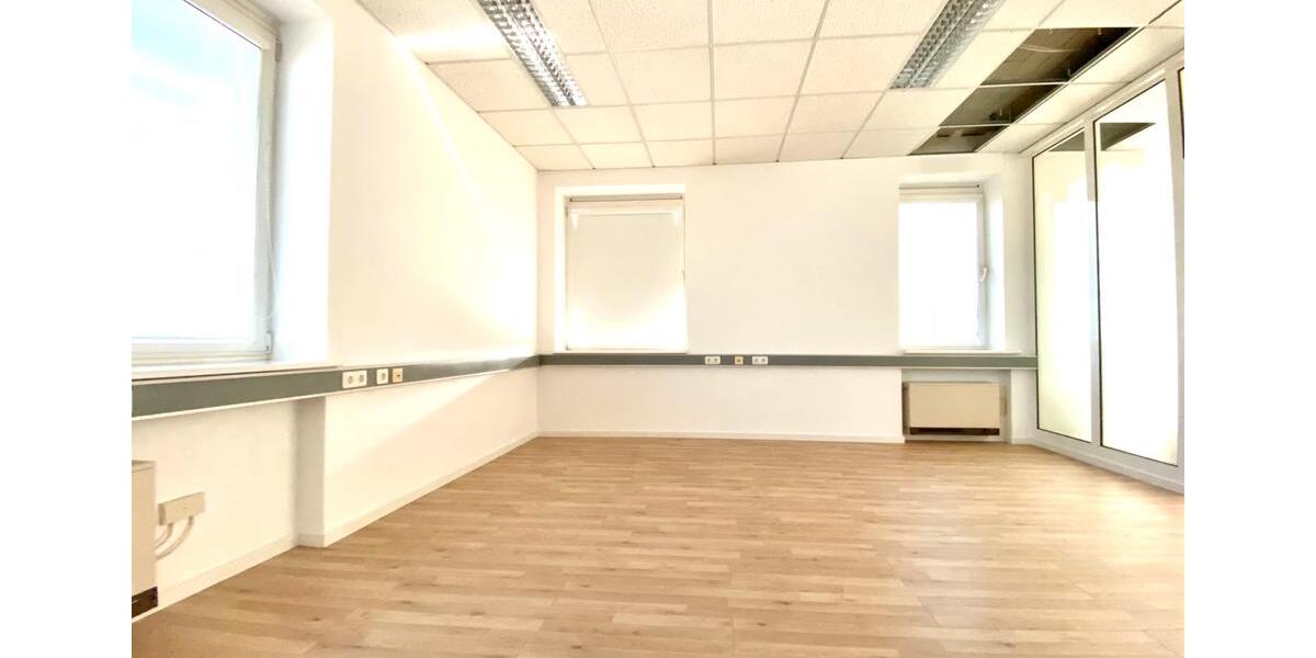 Wir erweitern: abschließbare Einzelbüros ab 15.02.2026 verfügbar zimmer