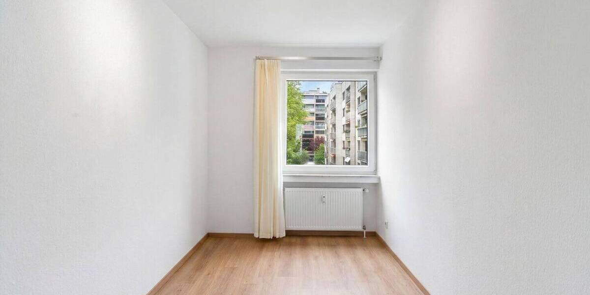 Etagenwohnung Bad Soden Neuenhain - 4 Zimmer, 92 m&sup2;, 365.000&euro; | Angebot:26778272