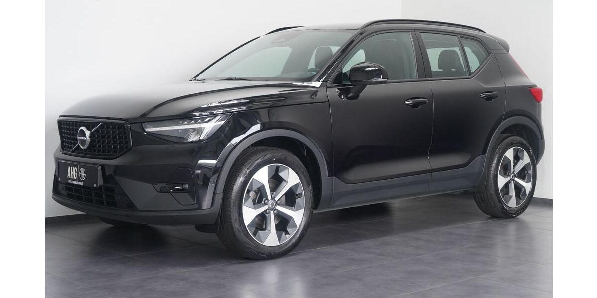 Volvo XC40 42.471 km 32.295 € Wiesbaden 65205