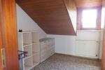 1 Zimmer Dachgeschosswohnung mit ca. 37m² Wohnfläche mit Küche und Bad. - Dachgeschoßwohnung Nauheim | Angebot:27463661