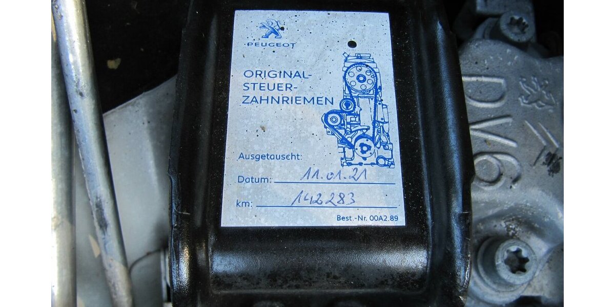 Peugeot 308 Platinum+ Klma+Insp+ TÜV + NEU + 230.447 km 3.435 &euro; Schwalbach/Taunus 65824