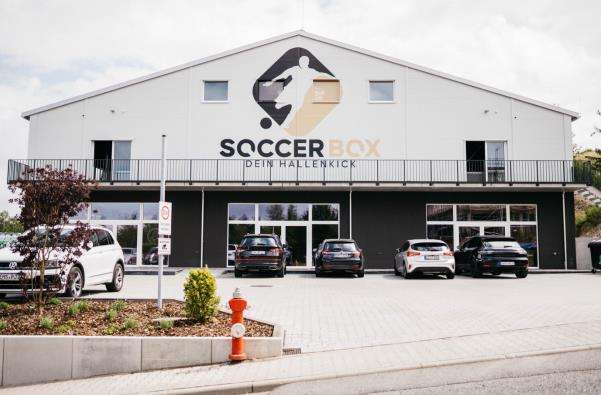 Halle in Bad Schwalbach 3.400.000 € 2484 m²