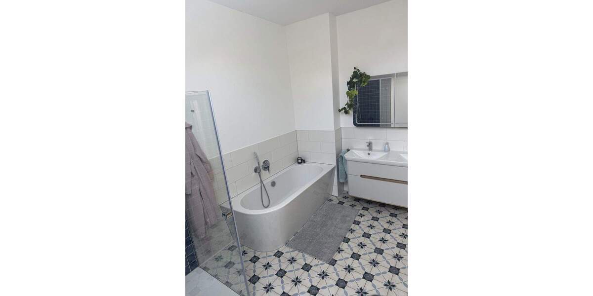 Reserviert-Einzigartiges, freistehendes Stadthaus mit Geschichte - stilvoll saniert 5 zimmer