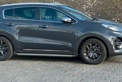 Kia Sportage 59.000 km 19.990 &euro; wiesbaden 65187