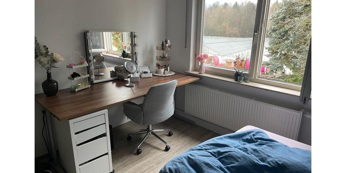 Etagenwohnung Wiesbaden Dotzheim - 1 Zimmer, 20 m&sup2;, 638&euro; | Angebot:25050684