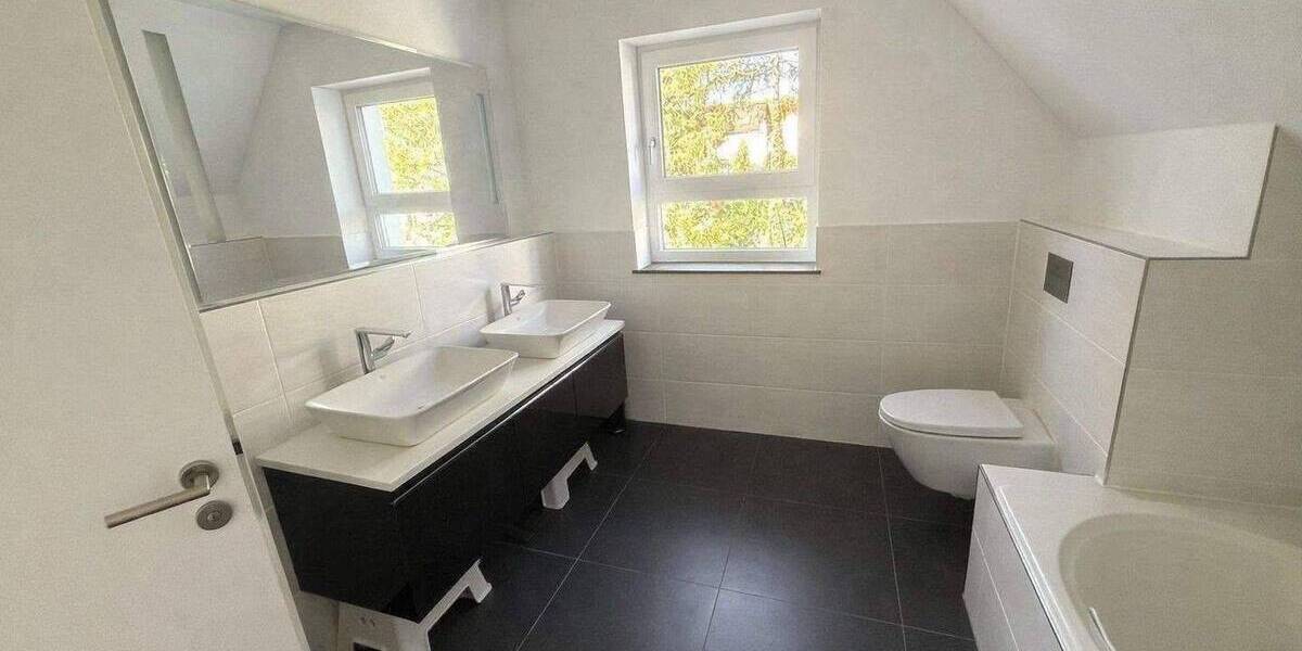 Einfamilienhaus Wiesbaden Nordenstadt - 5 Zimmer, 150 m&sup2;, 1.100.000&euro; | Angebot:26826213