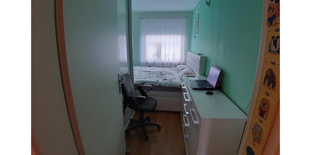 Etagenwohnung Wiesbaden Biebrich - 3 Zimmer, 60 m&sup2;, 1.500&euro; | Angebot:25173745