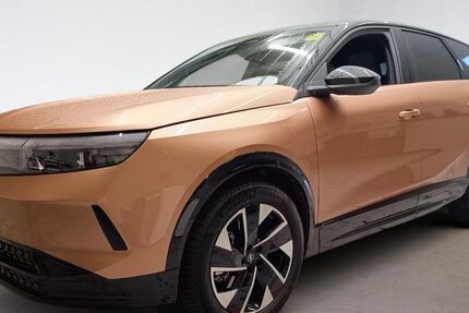 Opel Grandland (X) 8.800 km 39.500 &euro; Rüsselsheim 65428