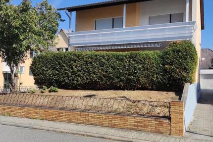 Beautiful 3BR house with garage, yard in Mainz-Laubenheim zimmer