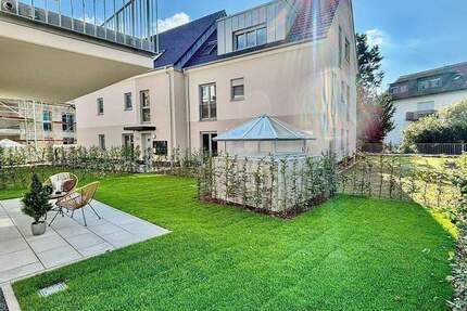 4 Zimmern, Küche, 2 Bäder, Terrasse und eigener Garten 4 zimmer