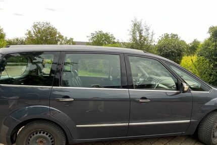 Ford Galaxy 228.000 km 5.000 € Dienheim 55276