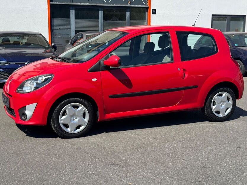 Renault Twingo 188.000 km 2.799 € Frankfurt am Main 60314