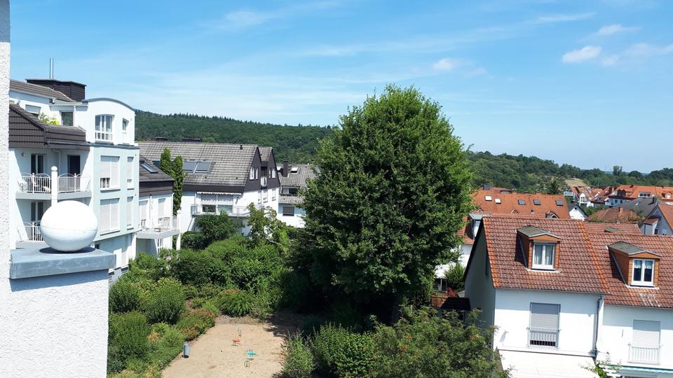 Sonnige 3 ZKB Bücher-Wohnung in Bad SodenNeuenhain 3 zimmer