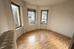 Hofheim: Individualisten aufgepasst. Altbestand mit großem Grundstück, oder zusätzlichem Bauplatz - Einfamilienhaus Hofheim | Angebot:26084064