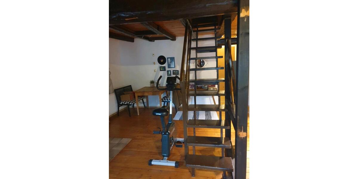 Dachgeschoßwohnung Selters (Taunus) - 3 Zimmer, 80 m&sup2;, 770&euro; | Angebot:24837059