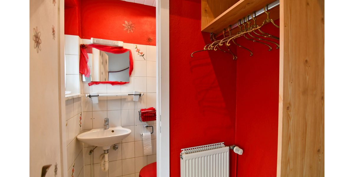 Altstadt-Nähe trifft Panoramablick: Gemütliches Reihenhäuschen mit Garten und Außenstellplatz 3 zimmer