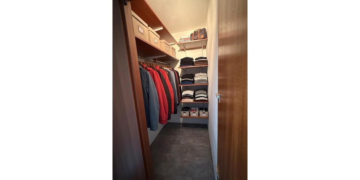 Reihenhaus Eppstein - 5 Zimmer, 150 m&sup2;, 560.000&euro; | Angebot:25948108