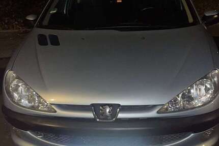 Peugeot 206 168.000 km 350 € wiesbaden 65191